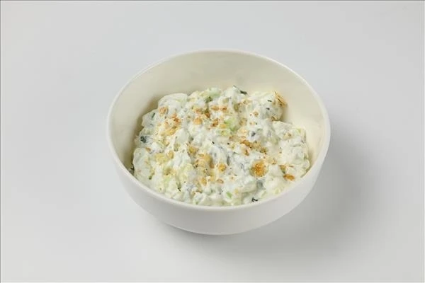 քամած մածունով աղցան