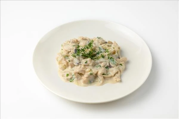 հավ սերուցքային սոուսով